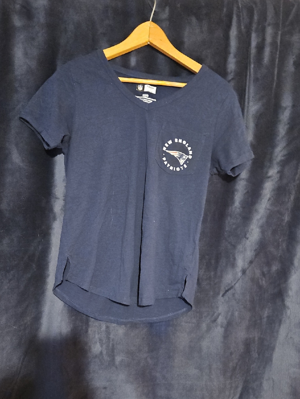 Team Apparel Navy Women's V-Neck Tee with NFL Logo